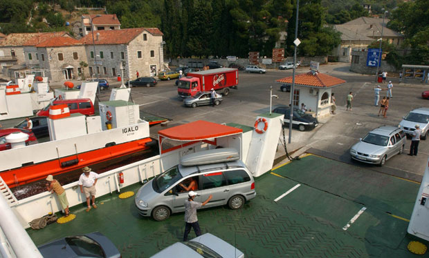 Обале Боке ће ипак спајати мост