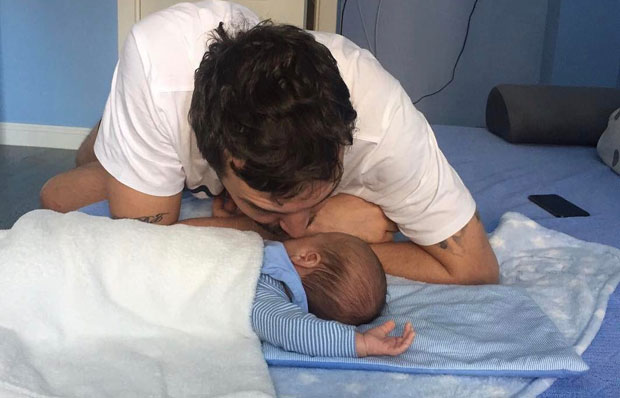 ВЛАДИМИР СТОЈКОВИЋ СА СИНОМ: Буђење уз наследника