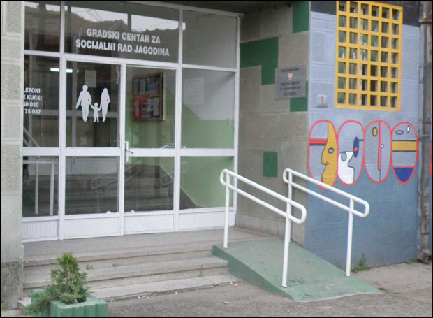 Од државе општинама 700 милиона