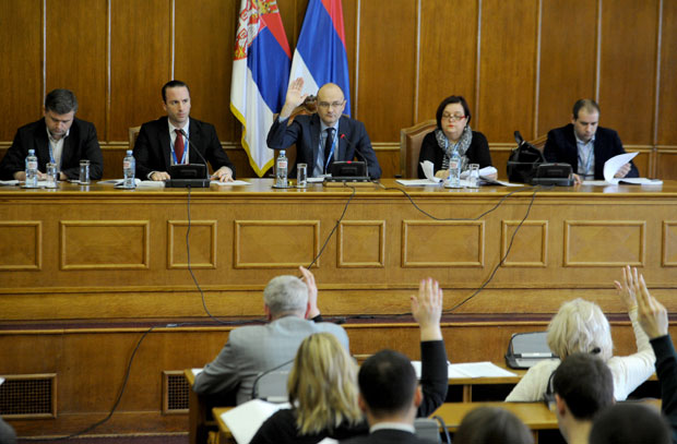 РИК: Именовани чланови бирачких одбора