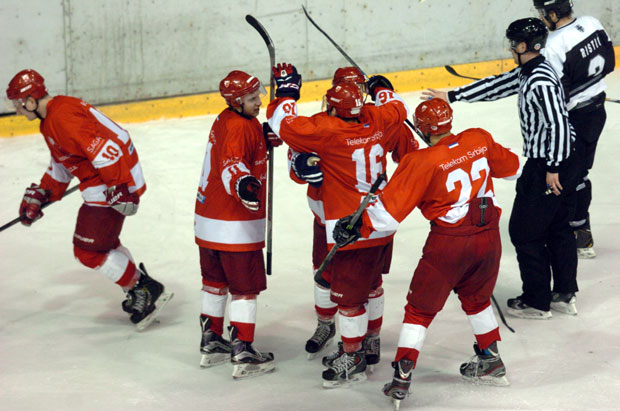 ХК Црвена звезда: Зашто је залутала и блудна фотографија изнад спорта