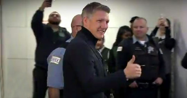 ВИДЕО: Швајнштајгер стигао у Чикаго, овације навијача већ на аеродрому