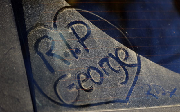 ТРИ МЕСЕЦА КАСНИЈЕ: Сахрањен Џорџ Мајкл