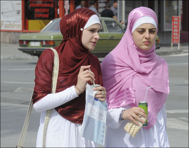 Ученице у Чеченији могу да носе хиџаб