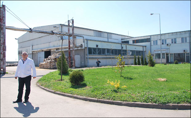 Смрад нестао, остали дугови