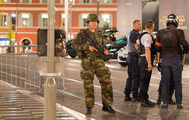 Ухапшене тинејџерке због планирања терористичких напада