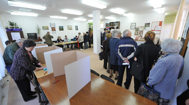 Инциденти на неколико биралишта у Србији