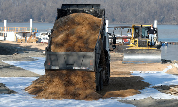 О речним бедемима тренутно не брине - нико!