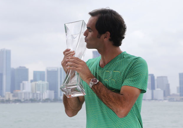 ШВАЈЦАРАЦ ИЗНЕНАДИО НАВИЈАЧЕ: Федерер узео одмор до Ролан Гароса