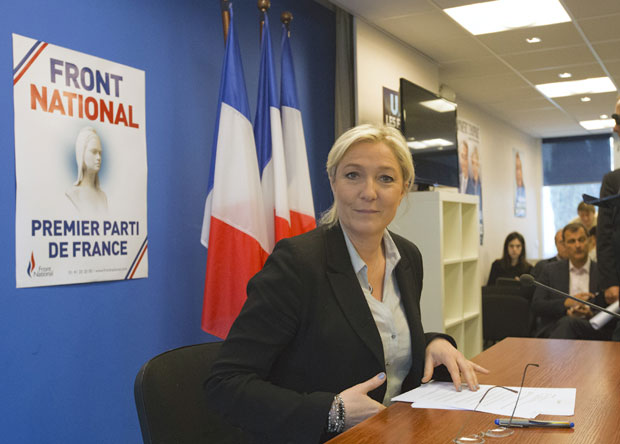 Марин Ле Пен нападнута са свих страна