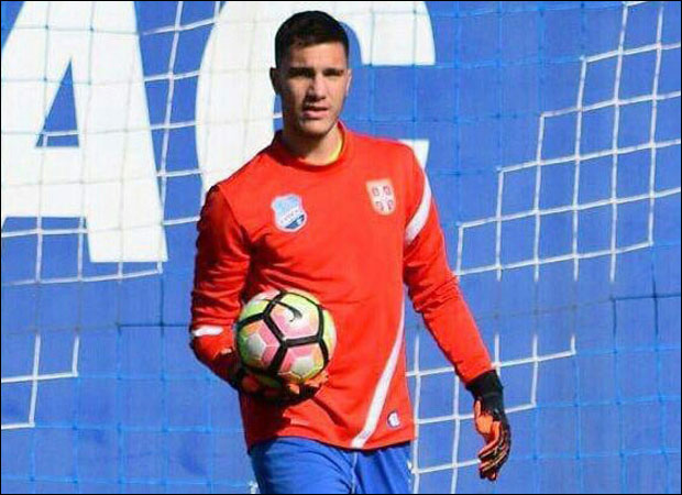 Голман Бачке наставља фудбалску причу оца Душана и стрица Драгослава Јеврића: Немања гради свој пут