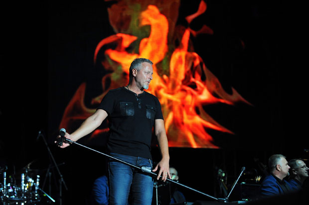 Томпсон брани поклич за дом спремни