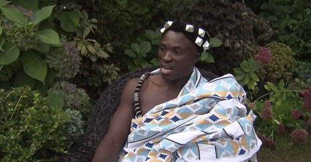 Вођа афричког племена отишао у Канаду да ради као баштован како би скупио новац за народ