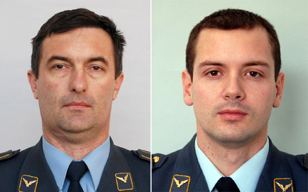 Ово су пилоти који су погинули у паду војног авиона (ВИДЕО)