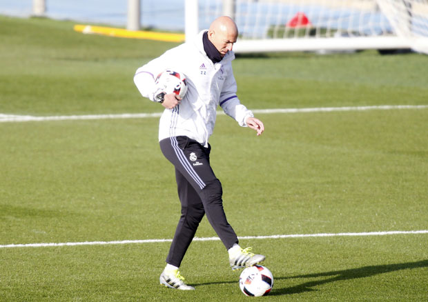 Зидан ће против Атлетика 300. пут бити актер Реаловог меча: Бољи тренер него играч!