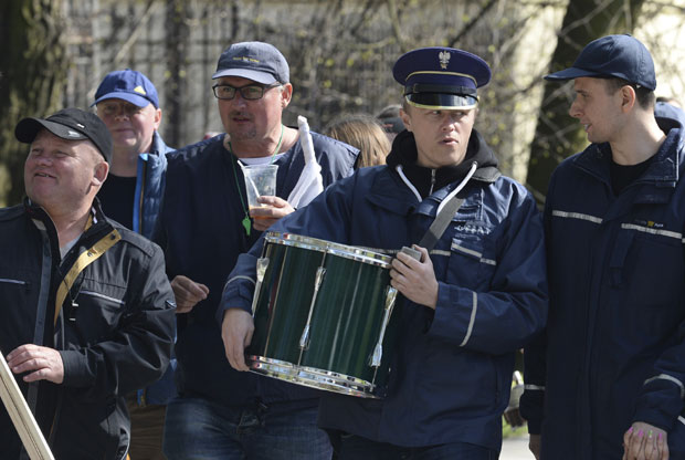 Варшава: Марш запослених у поштама за веће плате