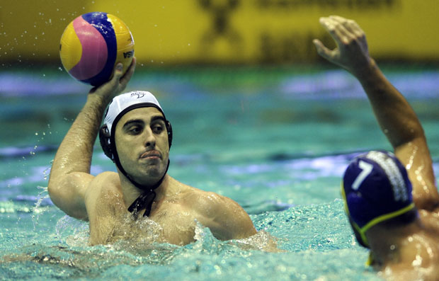 Партизан славио у ватерполо дербију