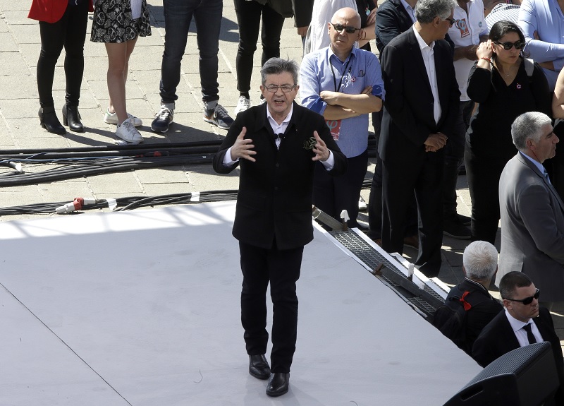 Француски председнички кандидат Меланшон: Откинули смо Косово од Србије