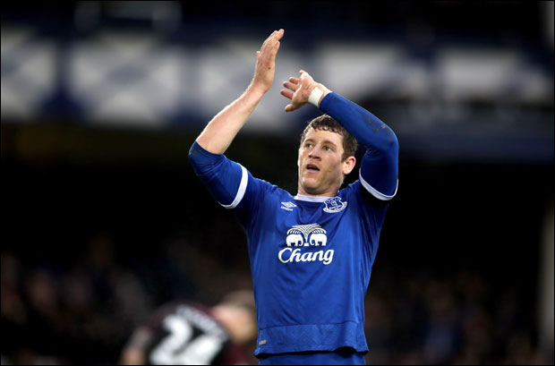 ВИДЕО: Баркли нокаутиран у кафићу, полиција започела истрагу