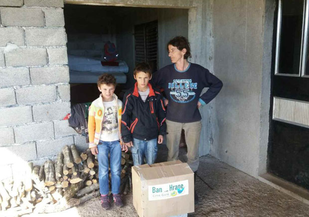 У недовршеној кући пуно гладних уста