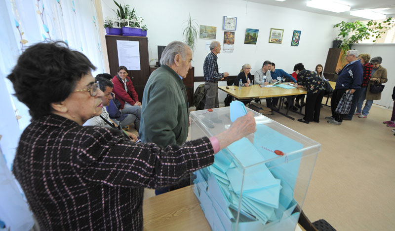 Данас реприза гласања на осам места