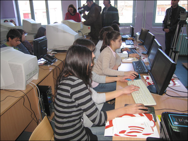 Наставници не би блок наставу