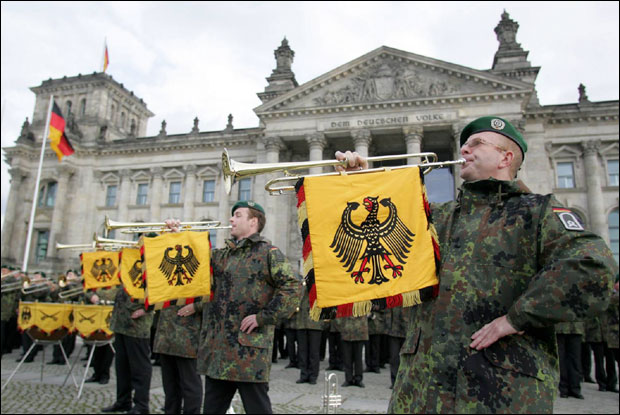 Бундесвер тражи нацисте у својим редовима