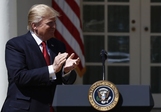 Трамп оверио црногорско приступање НАТО