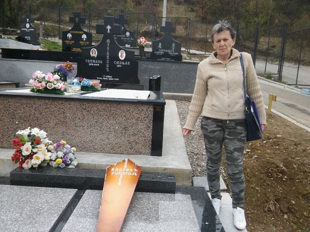 ЗАБРАНА СПЦ НЕЗАКОНИТА: Споменик, ипак, може и без крста!