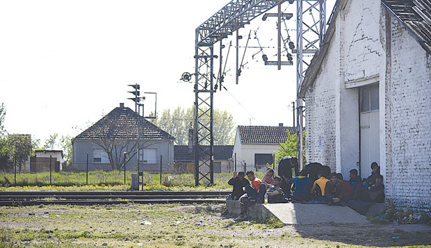 АКЦИЈА ПОЛИЦИЈЕ У ШИДУ: Чистка илегалаца после инцидента