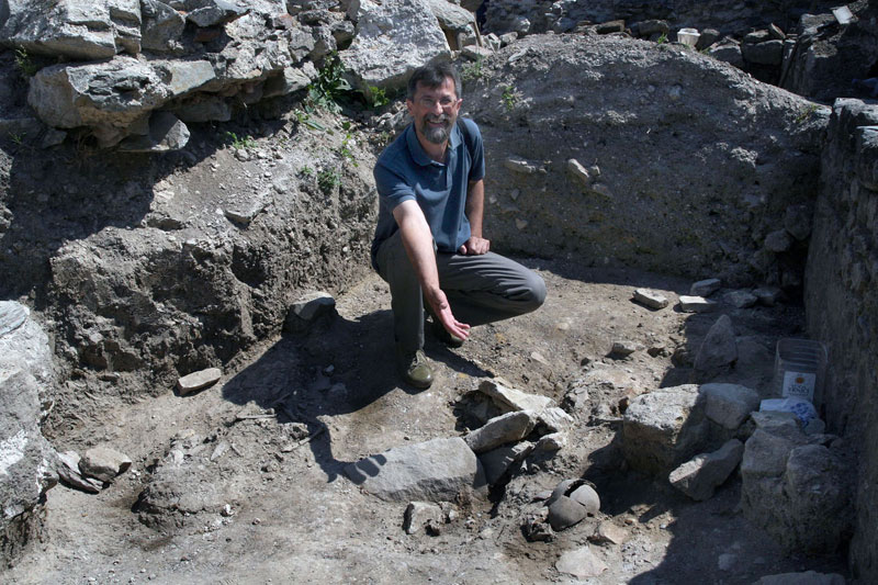 Царске минђуше крију тајну