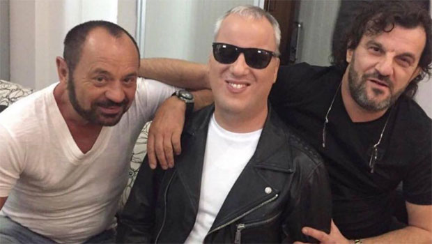 Мускетари запалили Јутјуб