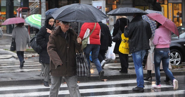 ЕВО КАКВО НАС ВРЕМЕ ЧЕКА: Зaхлађење, киша, чак и снег