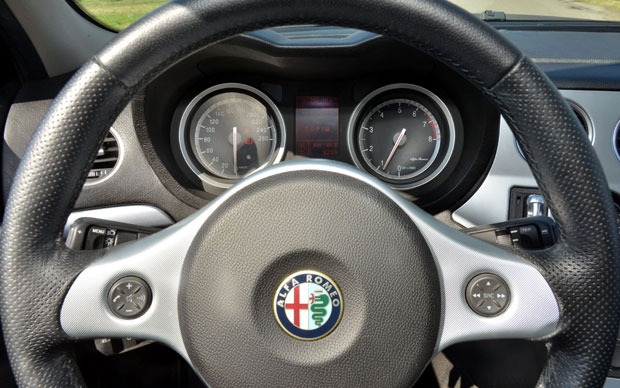 ХАОС У ПОДГОРИЦИ: Осамнаестогодишњак возио 200 на сат