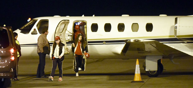 ВРАТИЛИ СЕ У СРБИЈУ: Слетели авиони са децом која су била заробљена на аеродрому у Ларнаки
