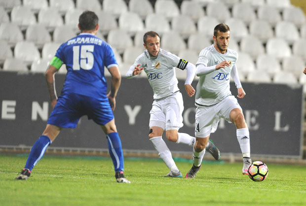 Фудбалски савез Србије упозорио клубове