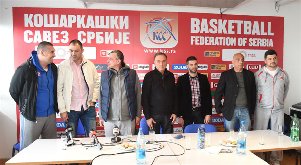 КРЕЋЕ БОРБА ЗА ТИТУЛУ У СРБИЈИ: Звезда први фаворит, Партизан, Мега и ФМП се надају изненађењу