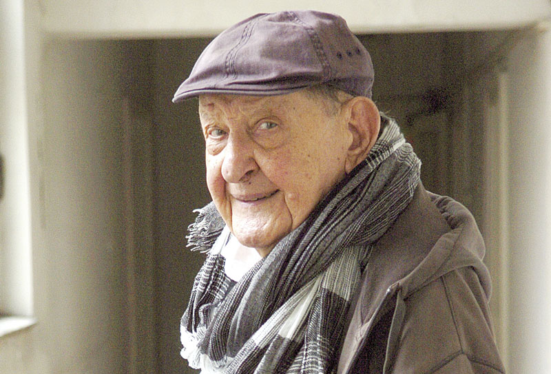 Власта Велисављевић: У 91. упознајем Србију! 