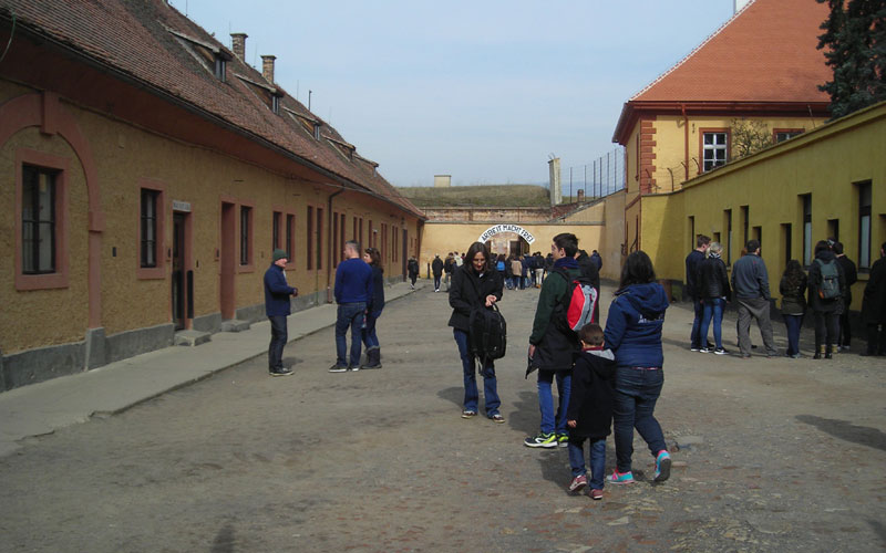 Шопинг важнији од Гаврила Принципа