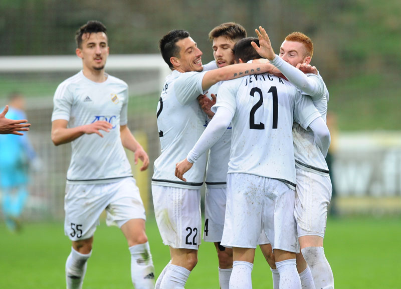 Плеј-аут: Чукарички славио у Чачку, Нови Пазар се померио са дна табеле
