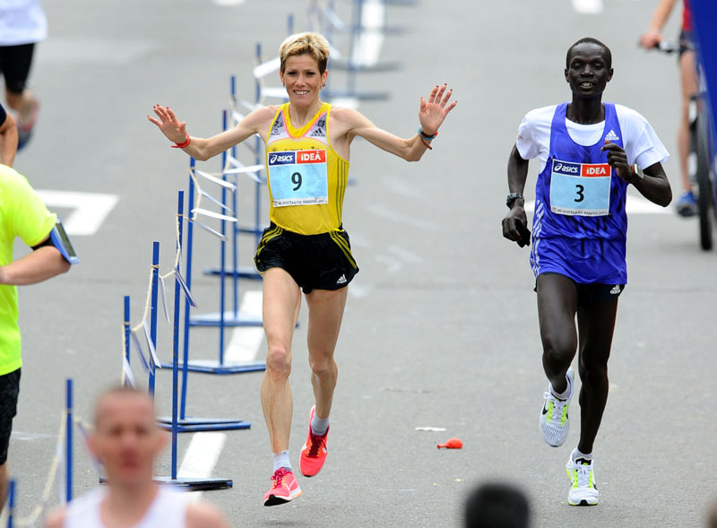 КАРИЈЕРА ОЛИВЕРЕ ЈЕВТИЋ: И у 40. години на 42 километра