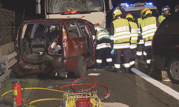 СТРАВИЧНА НЕСРЕЋА У АУСТРИЈИ: Срби настрадали на путу за Немачку