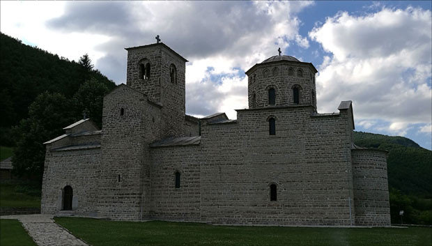 ОДБОР ЗА ШКОЛОВАЊЕ У БЕРАНАМА ПОРУЧИО: Не одустајемо од српског језика