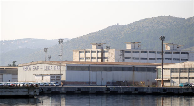 Пољаци остали без Луке Бар