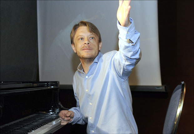 Матија Дедић: Свирам тако да отац буде задовољан