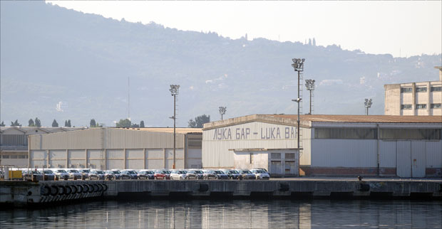 Барска лука чека ауто-пут