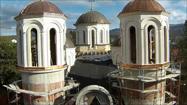 Србија помаже градњу храма у центру Берана