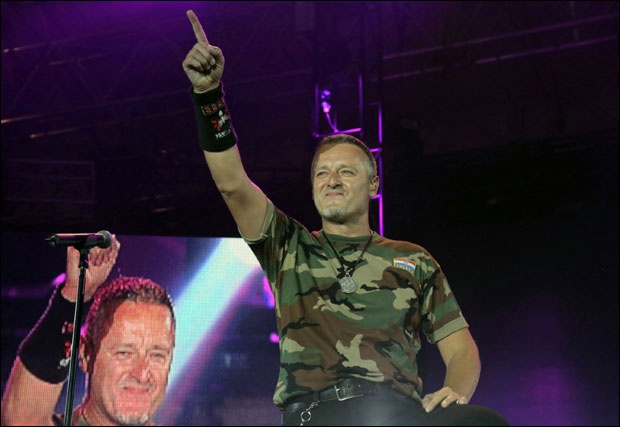 Томпсонов концерт отказан у Аустрији