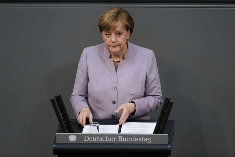 Меркел: Неопходан значајан напредак о Брегзиту до октобра