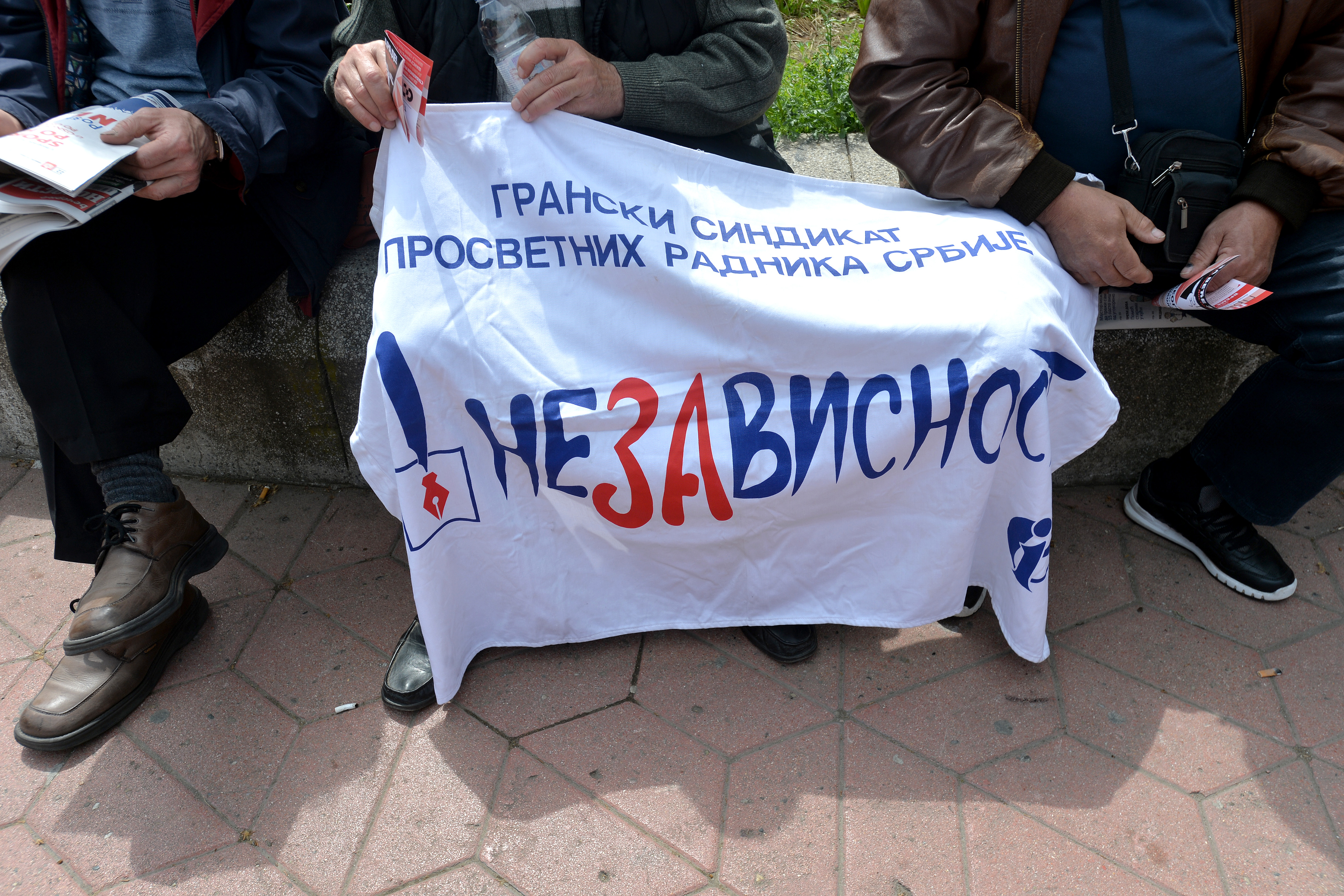 Протест синдикалаца у Београду, захтеви предати Влади